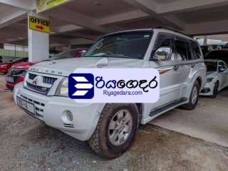 mitsubishi-montero-2003-suv