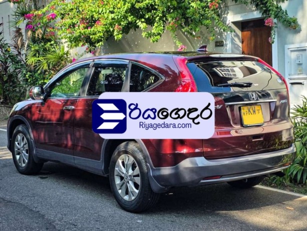 honda-crv-2012-suv-big-1
