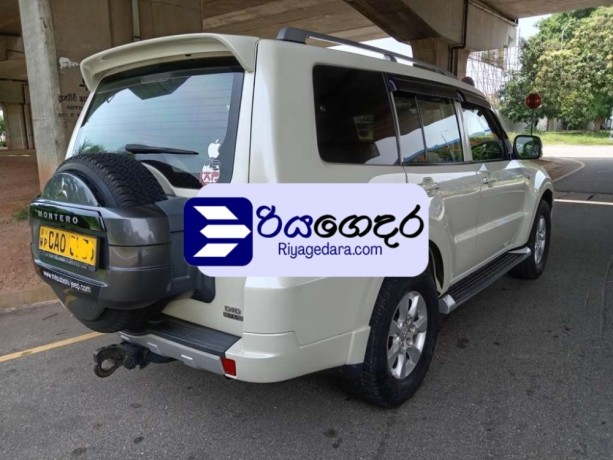 mitsubishi-montero-2016-suv-big-2