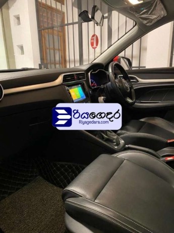 mg-zs-2019-suv-big-2