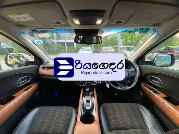 honda-vezel-z-grade-2014-suv-big-5
