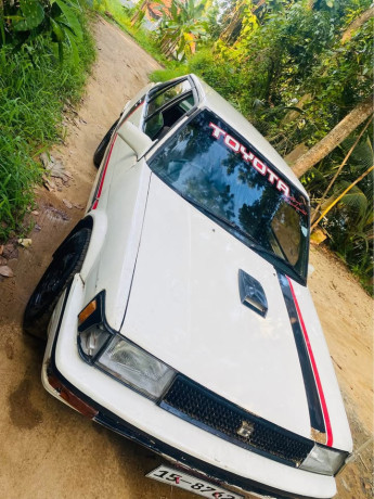 toyota-corolla-ee80-big-0