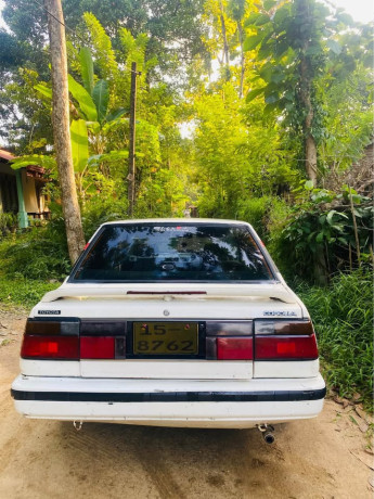 toyota-corolla-ee80-big-2