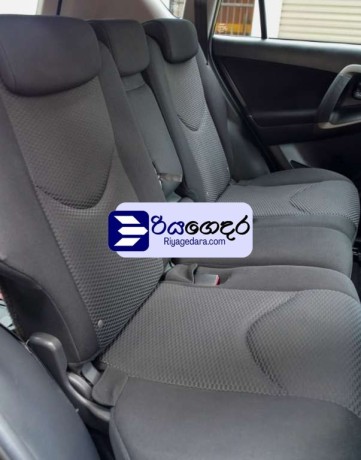 toyota-rav4-2009-suv-big-4