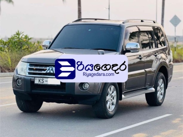 mitsubishi-montero-32-2011-suv-big-2