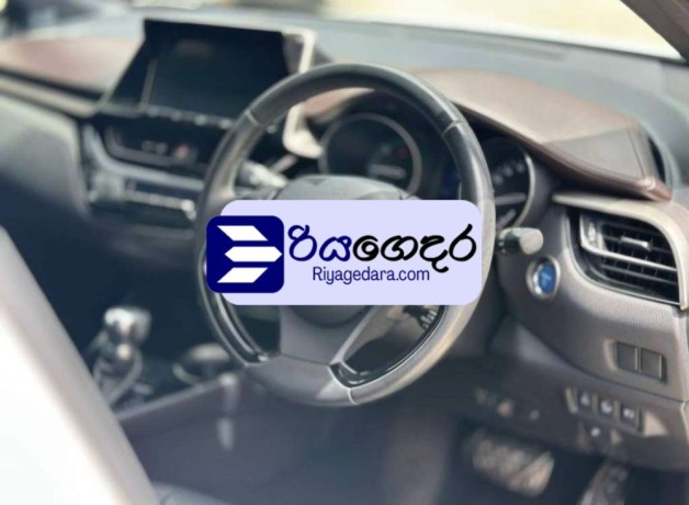 toyota-chr-ngx10-2018-suv-big-2