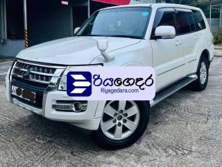 mitsubishi-montero-canter-spare-wheel-2008-suv