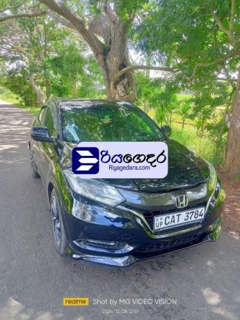 honda-vezel-rs-2016-suv-big-0