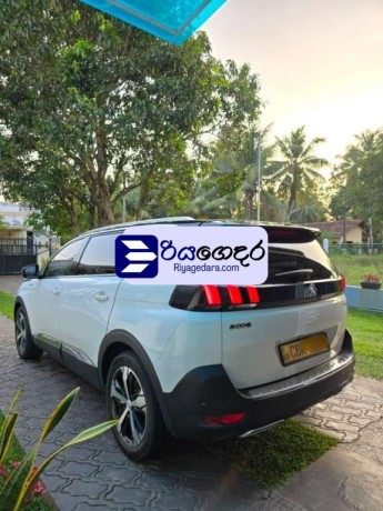 peugeot-5008-2020-suv-big-4