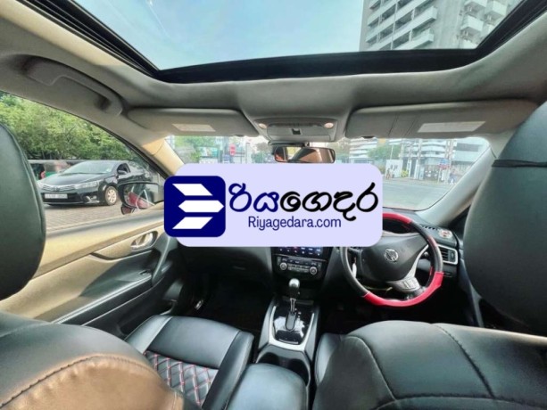 nissan-x-trail-t32-2016-suv-big-3