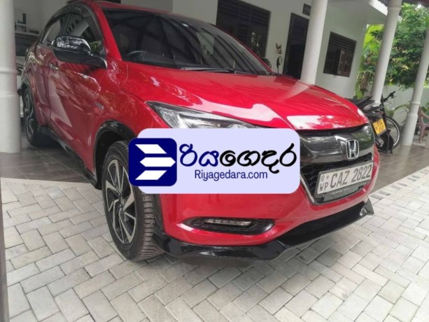 honda-vezel-rs-sensing-2017-suv-big-1