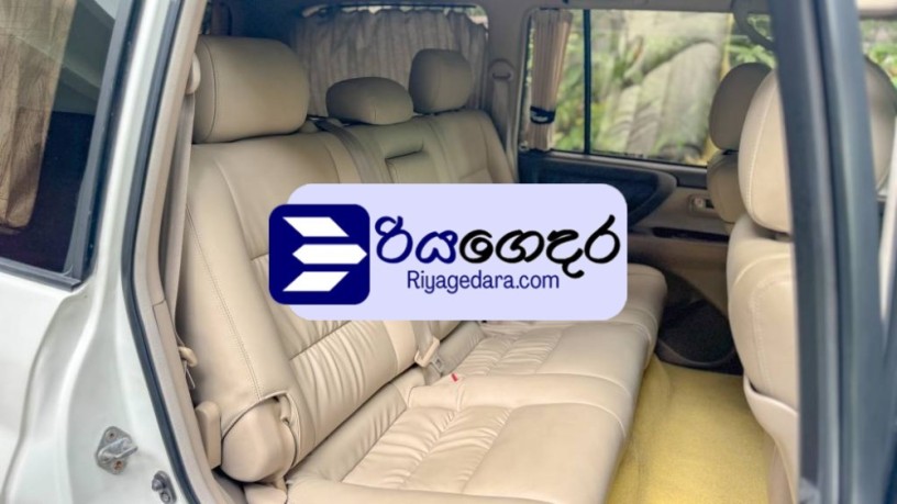 toyota-land-cruiser-sahara-101-2001-suv-big-5