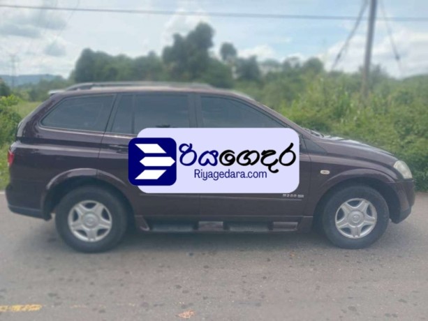 micro-kyron-2008-suv-big-2