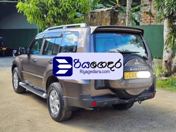 mitsubishi-montero-2013-suv-big-3