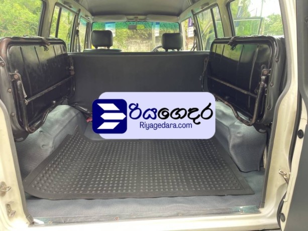 mitsubishi-pajero-clo49-1988-suv-big-4