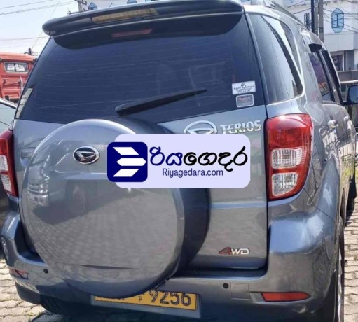 daihatsu-terios-2007-suv-big-3