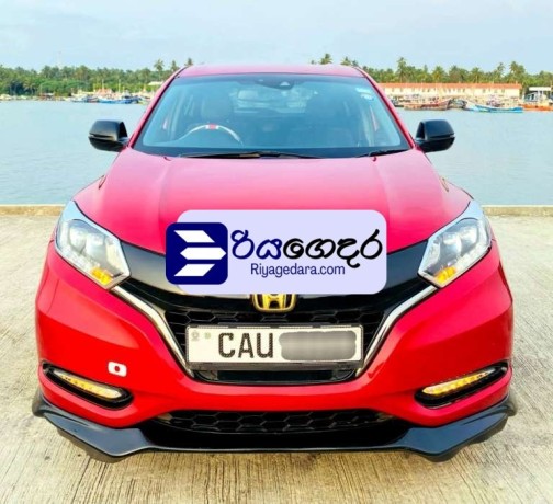 honda-vezel-rs-sensing-2017-suv-big-3
