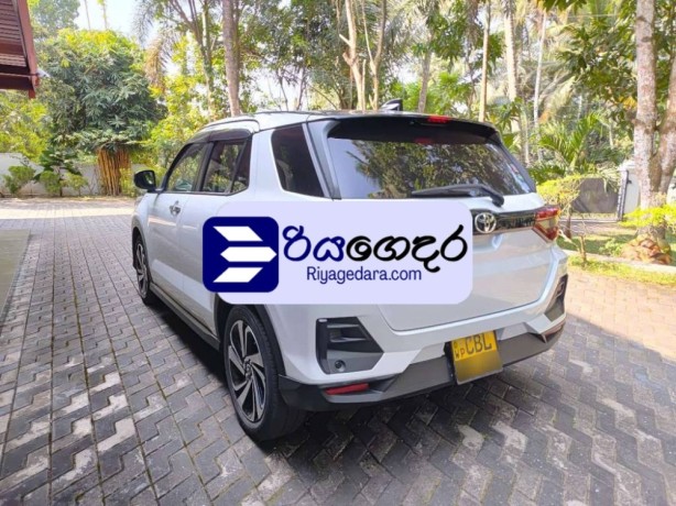 toyota-raize-z-grade-2020-suv-big-4