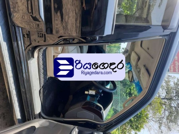 mitsubishi-montero-2005-suv-big-3