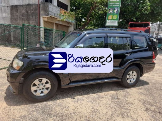 mitsubishi-montero-2005-suv-big-2