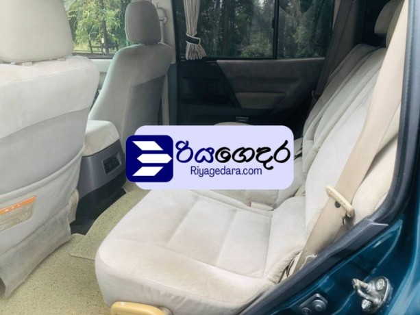 mitsubishi-montero-2001-suv-big-5