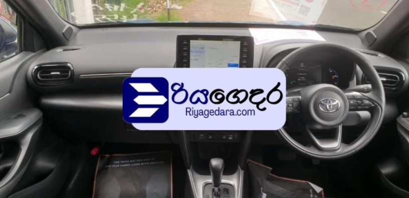 toyota-yaris-cross-2023-suv-unregistered-recondition-big-5