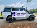 mitsubishi-pajero-1989-suv-small-1