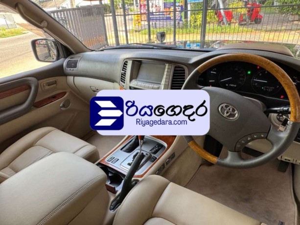 toyota-land-cruiser-cygnus-sahara-2002-suv-big-1