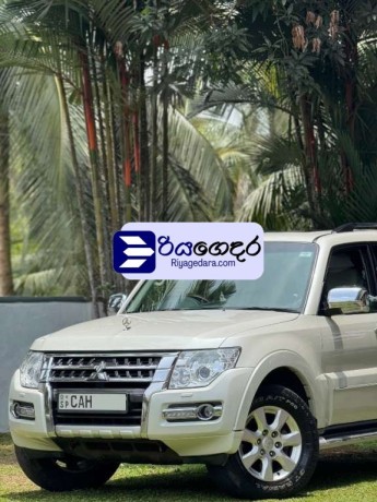 mitsubishi-montero-gls-2015-suv-big-0
