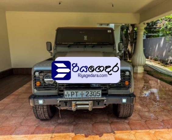 land-rover-defender-puma-110-2010-suv-big-0
