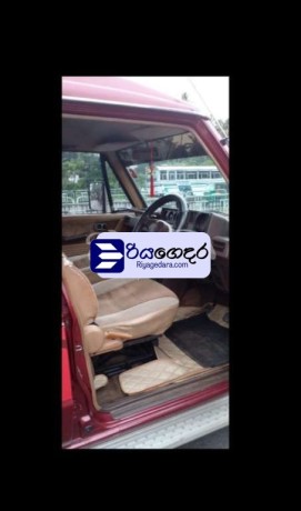mitsubishi-pajero-1988-suv-big-3