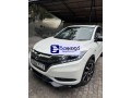 honda-vezel-rs-sensing-2017-suv-small-0