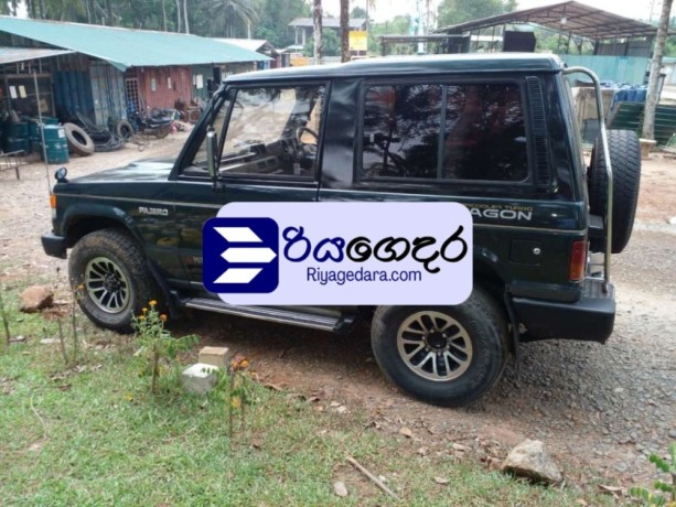 mitsubishi-pajero-1987-suv-brand-new-big-3