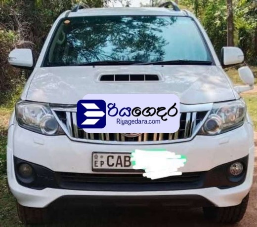 toyota-fortuner-2013-suv-big-0