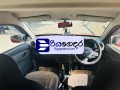 renault-kwid-2016-car-small-4