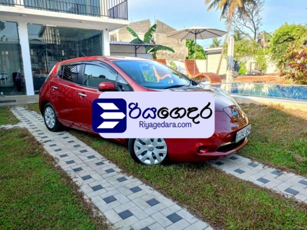 nissan-leaf-azeo-x-limited-2016-car-big-1