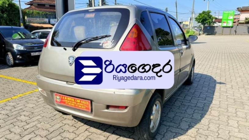 micro-trend-2010-car-big-5