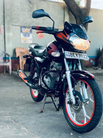 discovery-125cc-big-1