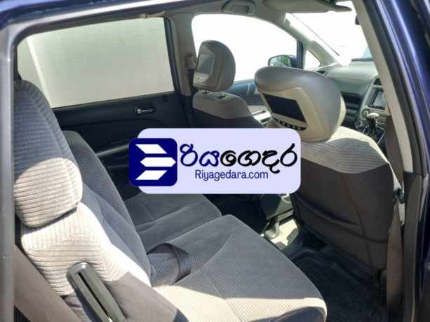 honda-stream-7-sheet-2003-car-big-5