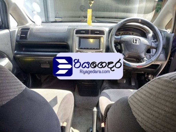 honda-stream-7-sheet-2003-car-big-3
