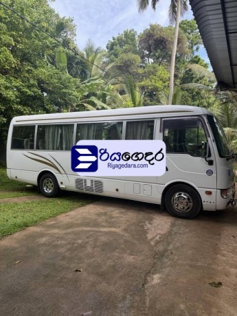 mitsubishi-rosa-2014-bus-big-3