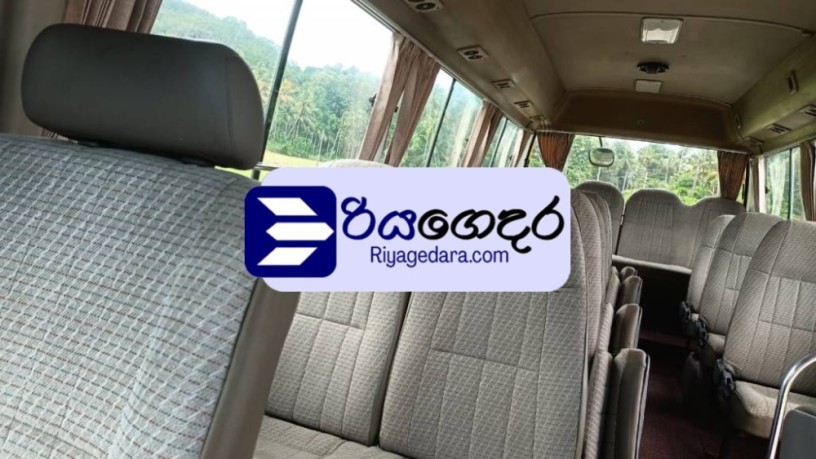 toyota-coaster-2000-bus-big-5