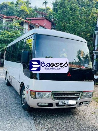 mitsubishi-fuso-2014-bus-big-0