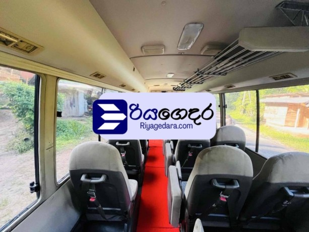 mitsubishi-fuso-2014-bus-big-3