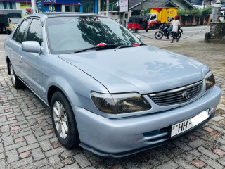 toyota-soluna-2000