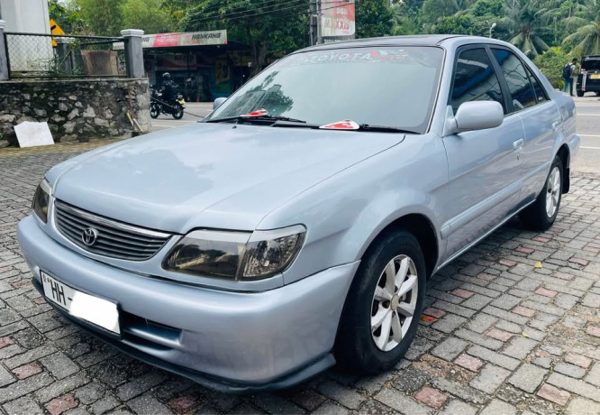 toyota-soluna-2000-big-1