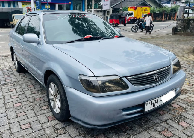 toyota-soluna-2000-big-0