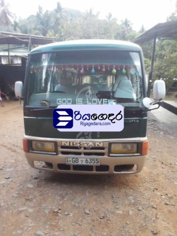 nissan-civilian-1989-bus-big-1