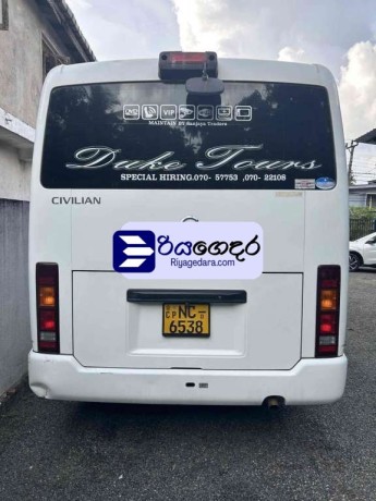 nissan-nissan-2011-bus-big-1