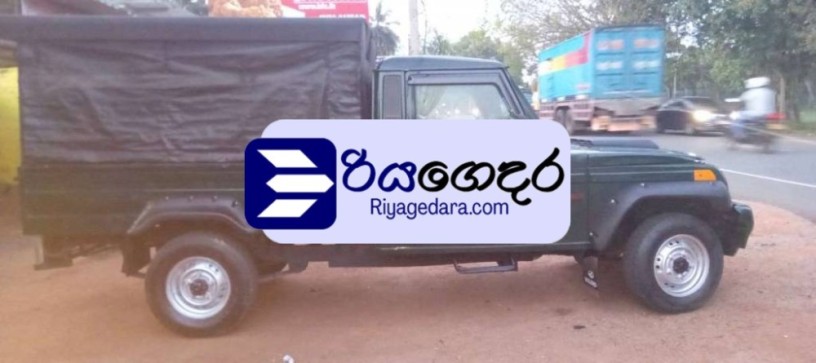 mahindra-bolero-2010-tractor-big-2